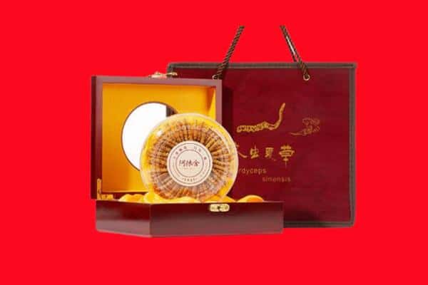 收购资讯:竹溪县回收冬虫夏草是按克吗